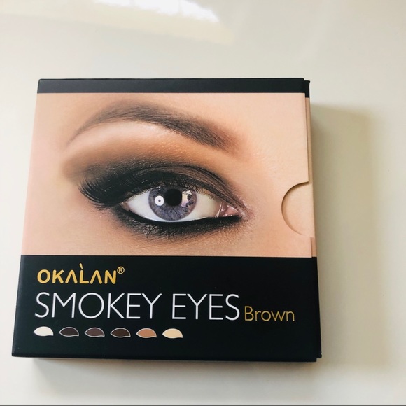 SMOKEY EYES BROWN. PALETTE WITH BRUSH. - Picture 2 of 4